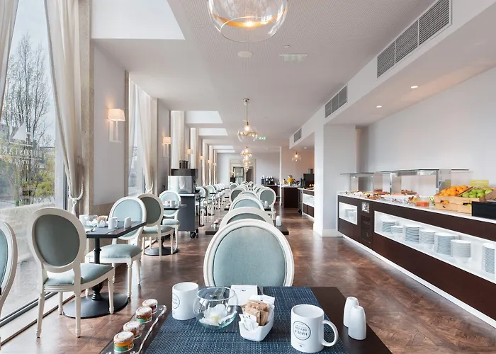 Отель Eurostars Douro Порту