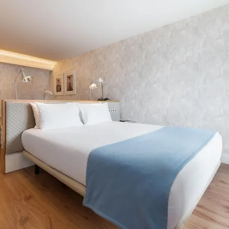 Eurostars Douro Hotell 4*