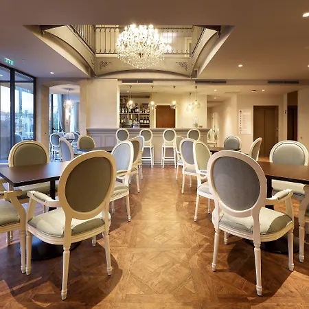 Eurostars Douro Hotell 4*