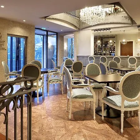 Hotell Eurostars Douro 4*